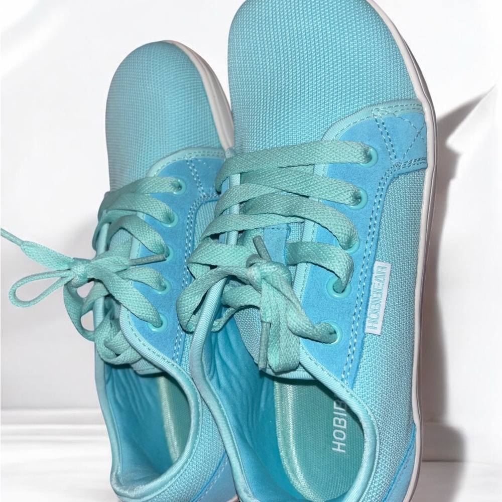 Women's Blue Sneakers